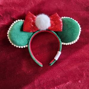 Christmas Minnie Mouse ears
